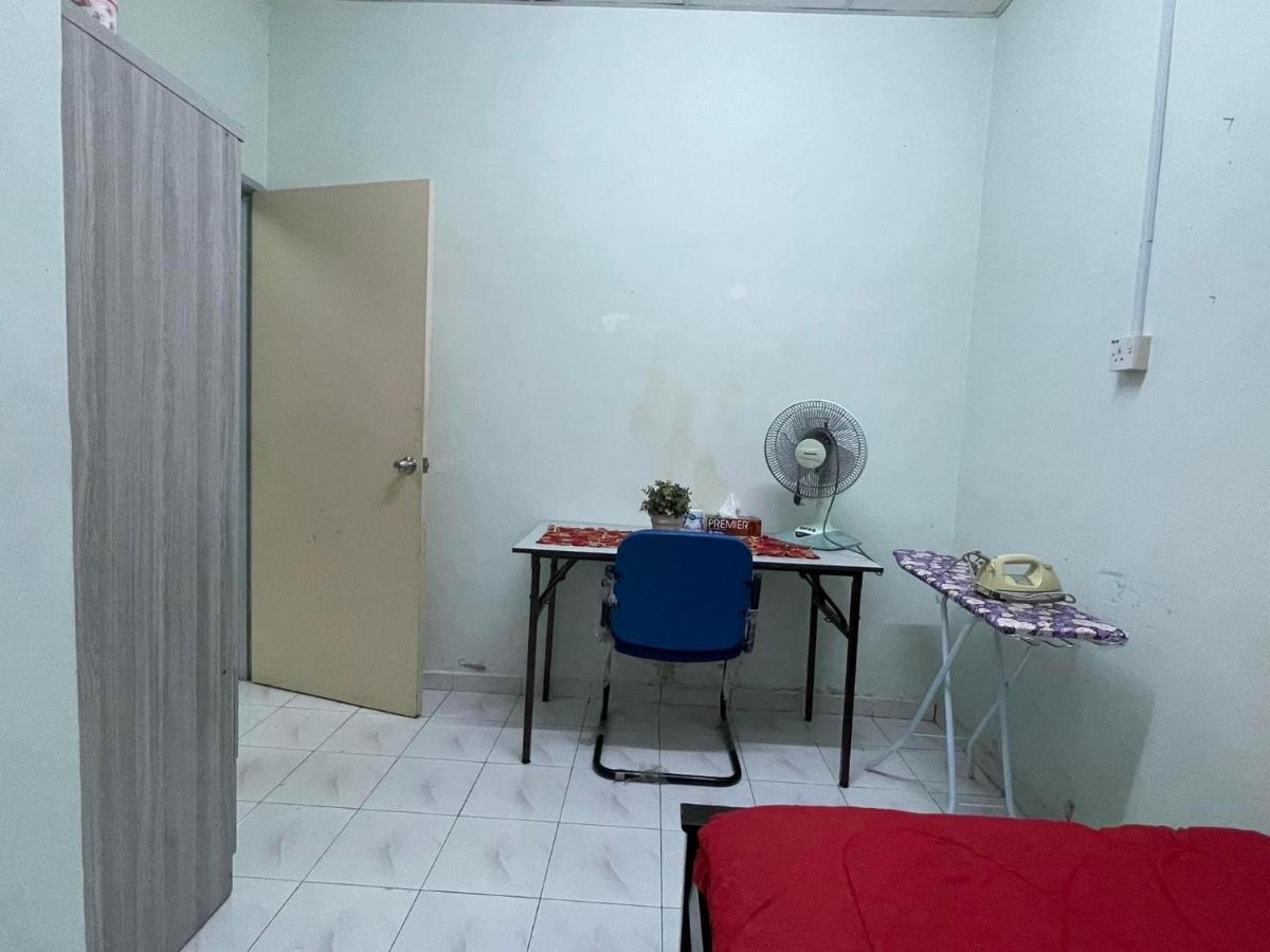 Homestaymuslim Di Teluk Intan Exterior photo